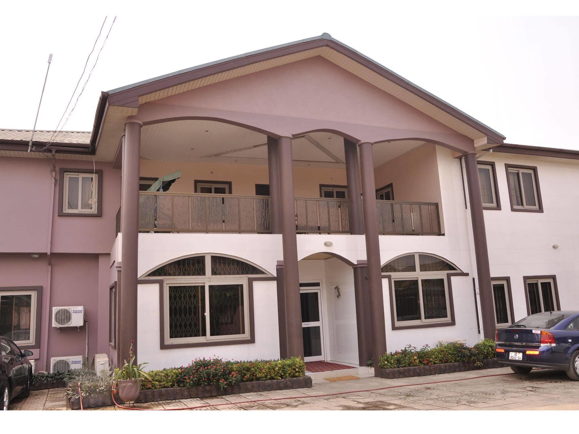 Downtown Hotel North Legon Exterior photo